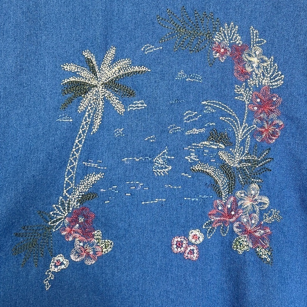Vintage Koret City Blues Chambray Embroidered Beaded Palm Tree Button Down Top - Picture 2 of 11